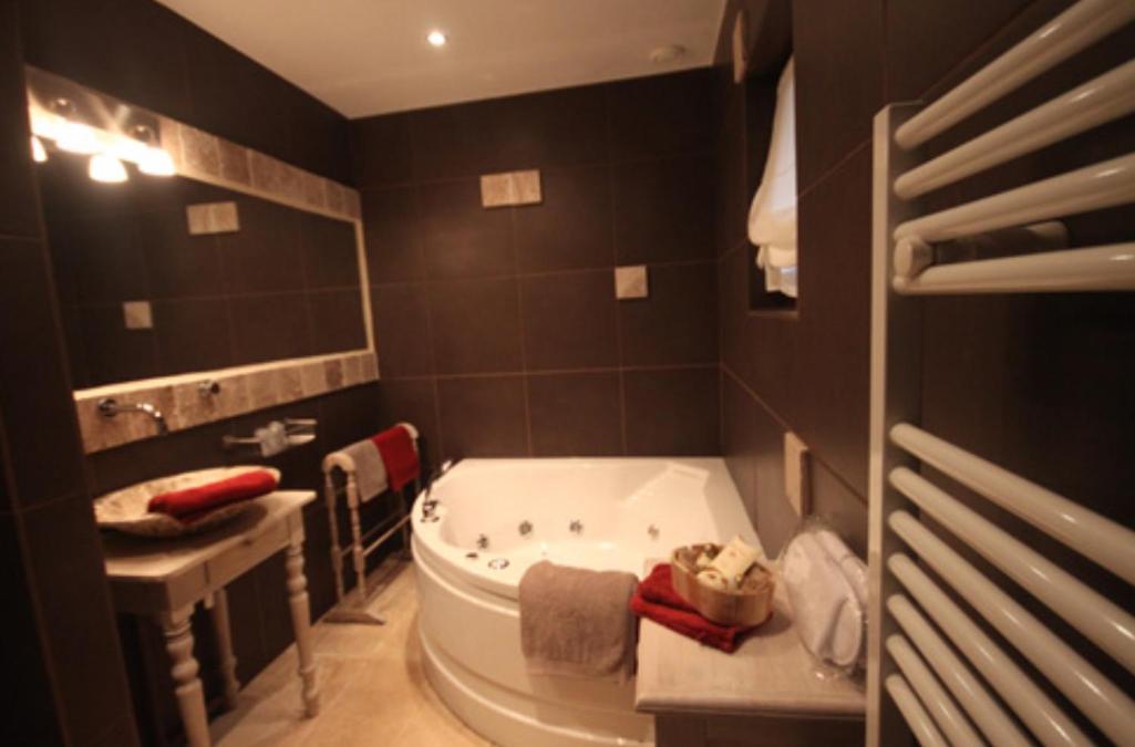 Comme A La Ferme Bed & Breakfast *