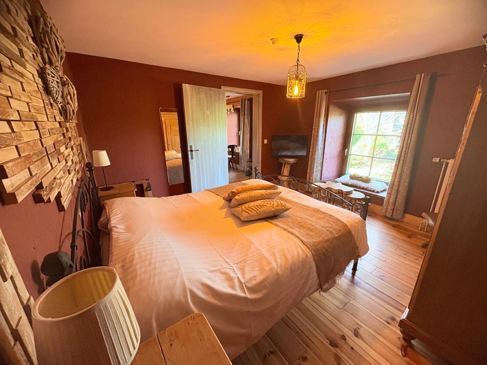 Comme A La Ferme Bed & Breakfast